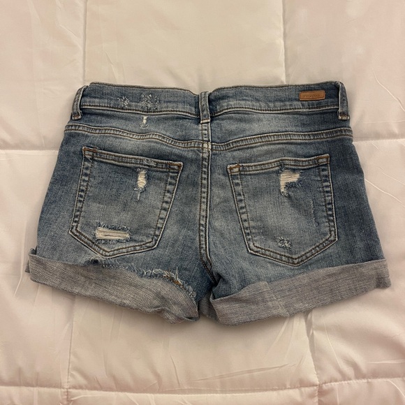 VICI Mid Rise Distressed Denim Shorts - Picture 2 of 4